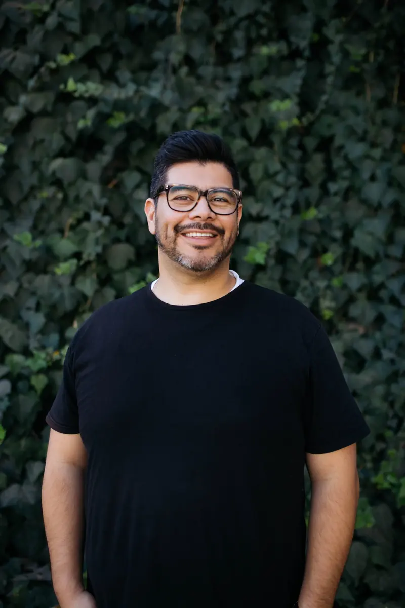 Photo of Emmanuel Hernandez.